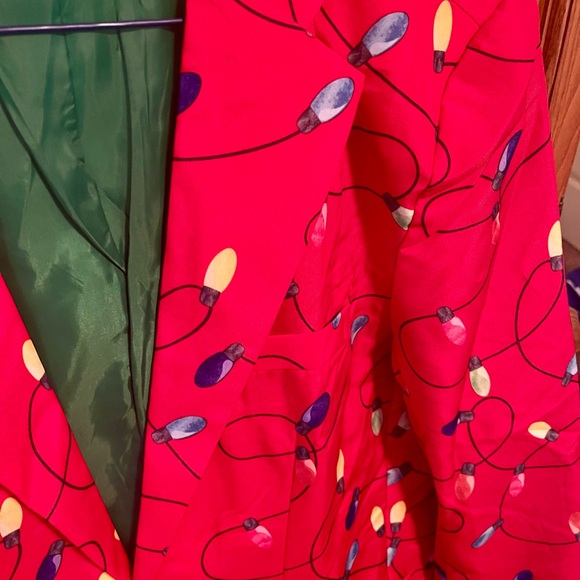 Life of the Party Men’s Christmas Suit - Picture 3 of 10